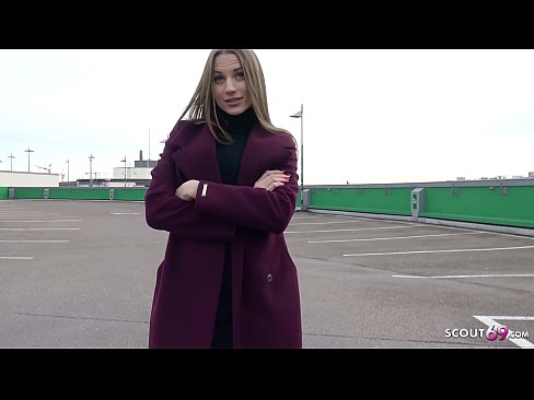 ❤️ SAKSALAINEN PARTIOLAINEN ON UNELMA KOSKETTAA STEELE, PARKKIPAIKALLA TELLTALE JA SEKSIKÄS RAHAA VARTEN Anaaliporno at us