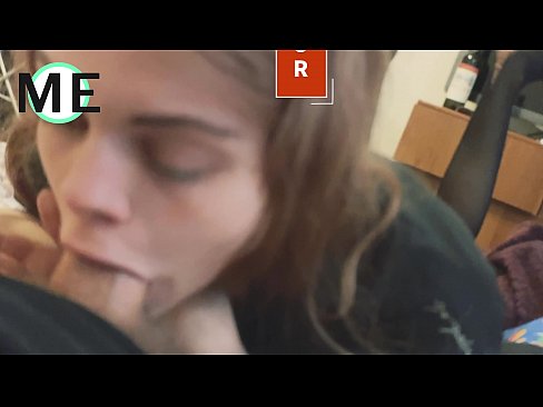 ❤️ Kurkkumulkku, revityt sukkahousut ja revityt korkokengät kiva tavata Anaaliporno at us